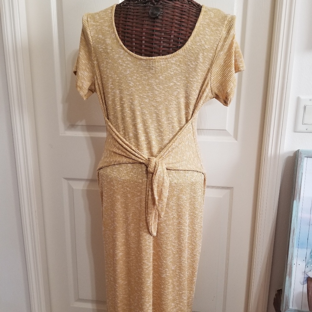 Hiatus Yellow T-Shirt Tie Around Dress